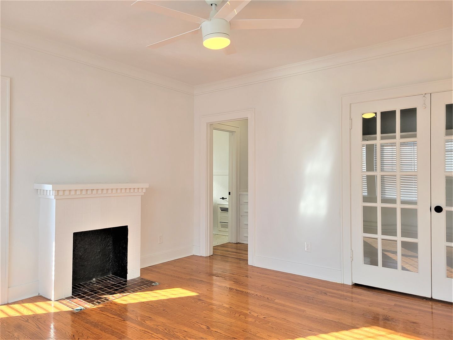 Building Photo - 723 East Dr