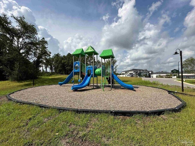 Building Photo - 8665 Pathstone Blvd