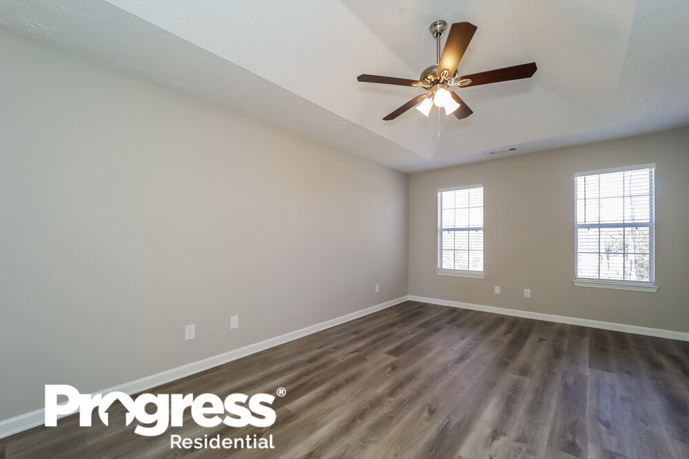 Building Photo - 2710 Luke Dr