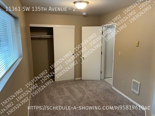 Building Photo - 11361 SW 135th Ave