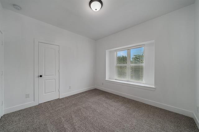 Building Photo - 406 Wolfe St