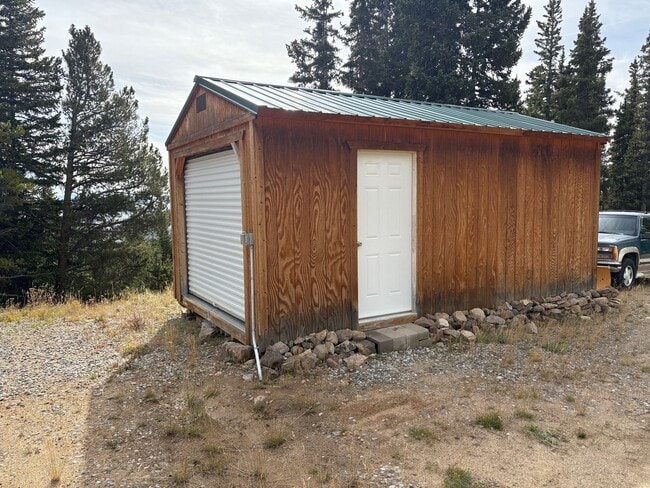 Building Photo - 2 large storage sheds! Starlink! Great Views!