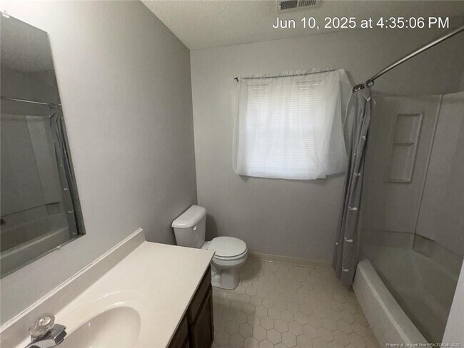 Building Photo - 419 Loblolly Ct
