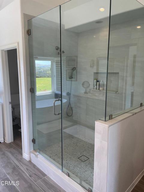 Building Photo - 2109 Valleyfield Ave