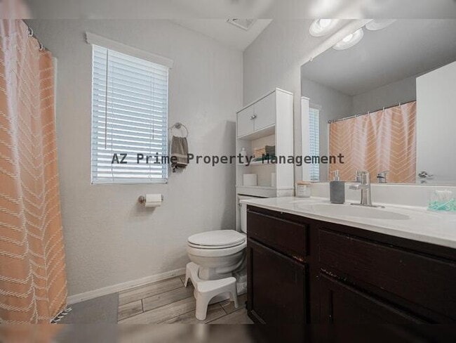 Building Photo - 15614 N 34th St