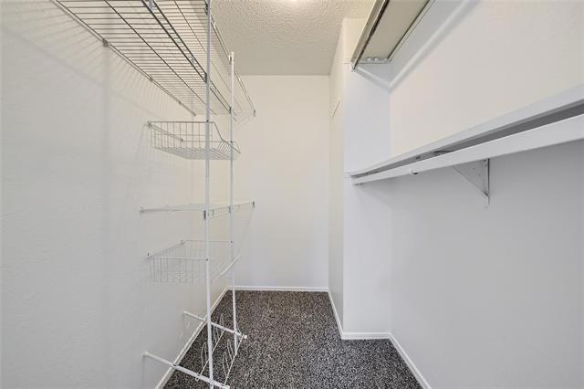 Building Photo - 2200 Sequoia Ln