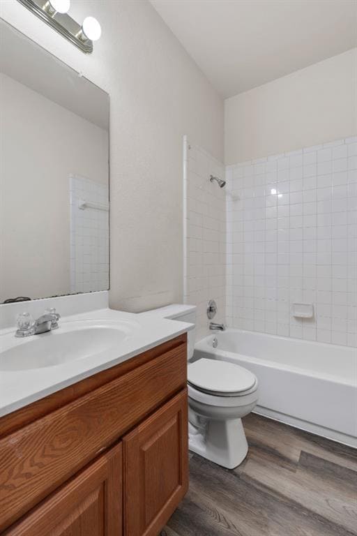 Building Photo - 7502 Lazy Creek Dr