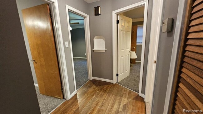 Building Photo - Beautifully Updated 3-Bedroom Home with Finished Basement & Spacious Backyard in Prime Royal Oak ...