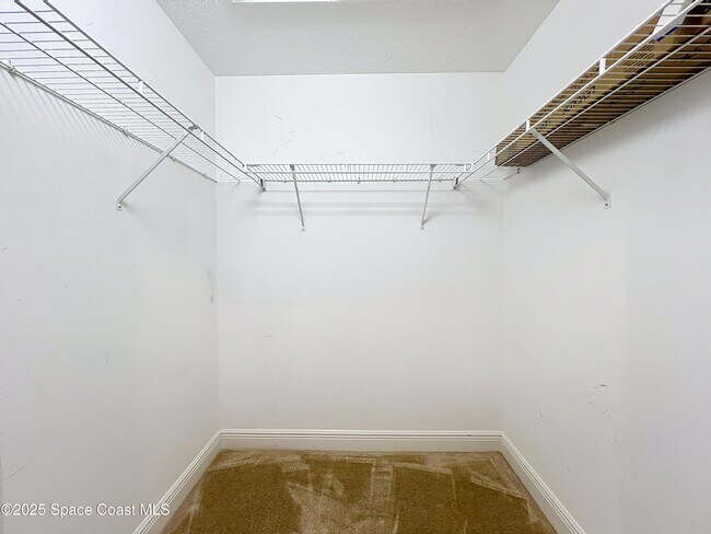 Building Photo - 1680 42nd Square