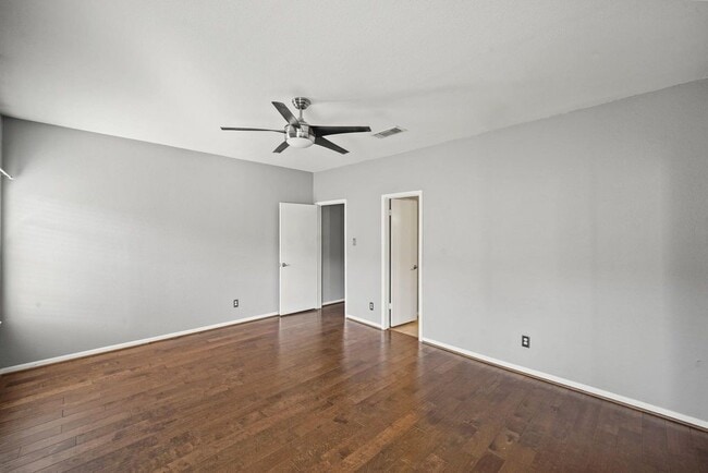 Building Photo - 3780 Tanglewilde St