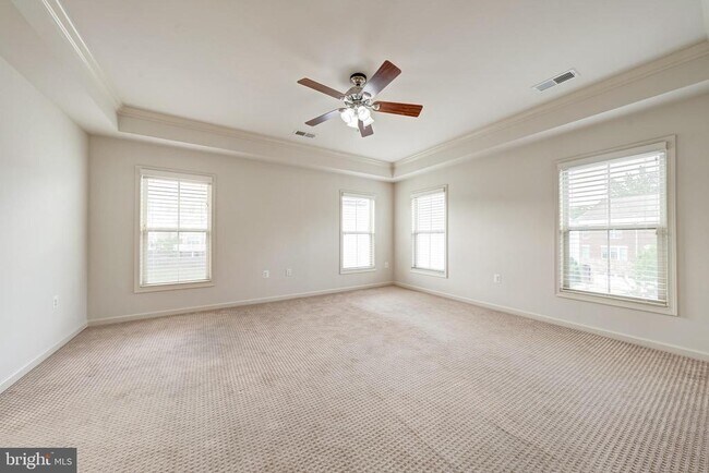 Building Photo - 42230 Castle Ridge Square