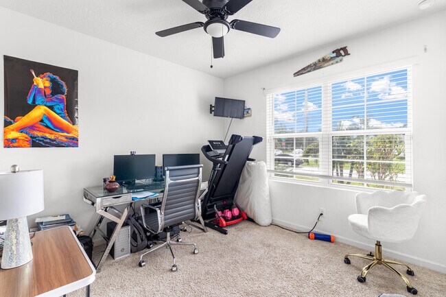 Building Photo - 1401 SW Bargello Ave
