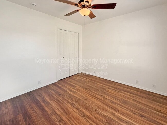 Building Photo - 10251 W Susan Ct