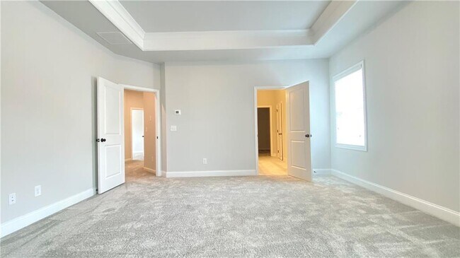 Building Photo - 4591 Silver Oak Dr SW