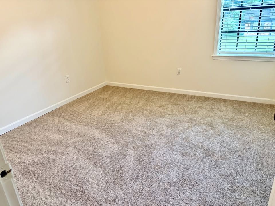 Building Photo - 9161 Gainsborough Dr
