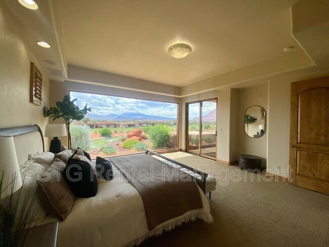 Building Photo - 2336 2336 W Entrada Trail