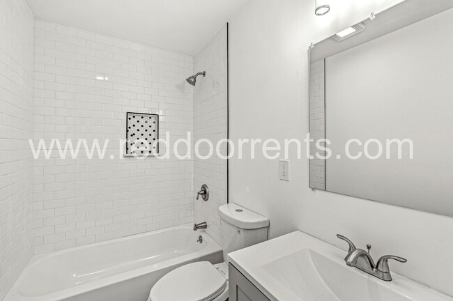 Building Photo - 1254 McDougal St