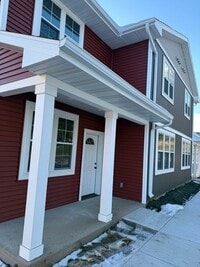 Building Photo - 542