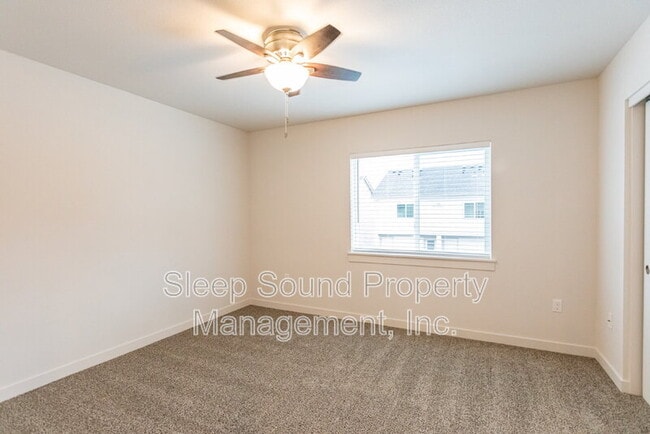 Building Photo - 110 N 7th Ave