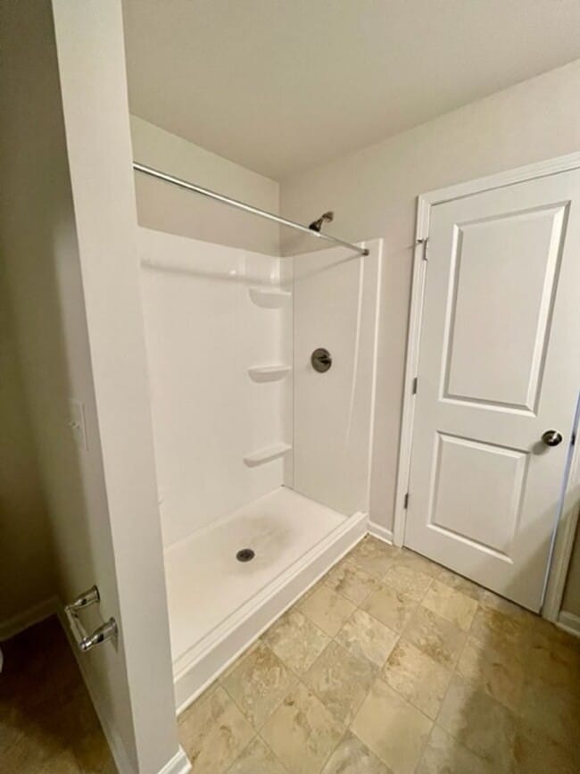 Building Photo - Luxurious 2 story 3 bedroom 2.5 bath Townhomes. Located in Salisbury