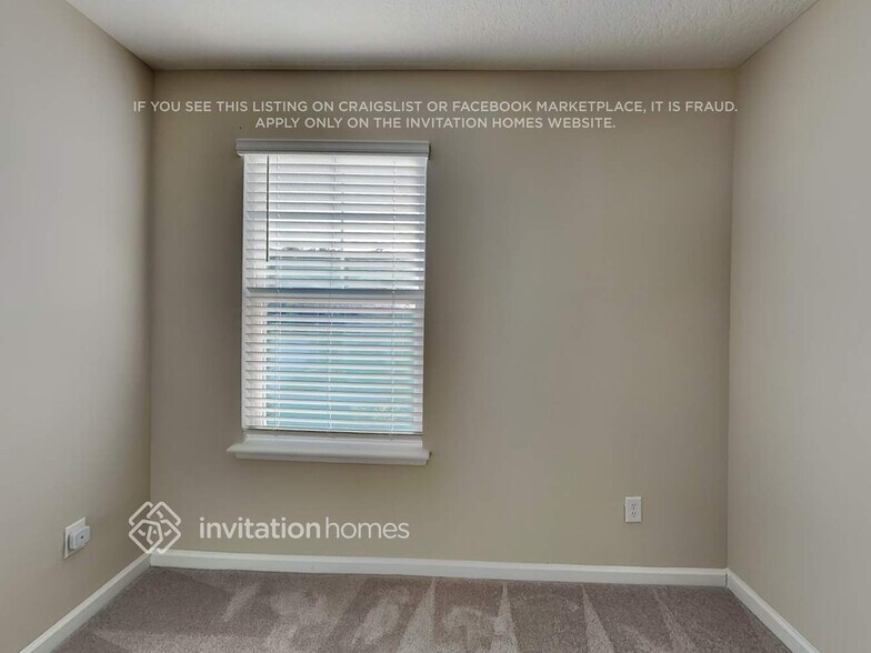 Building Photo - 13291 Shore Grass Dr