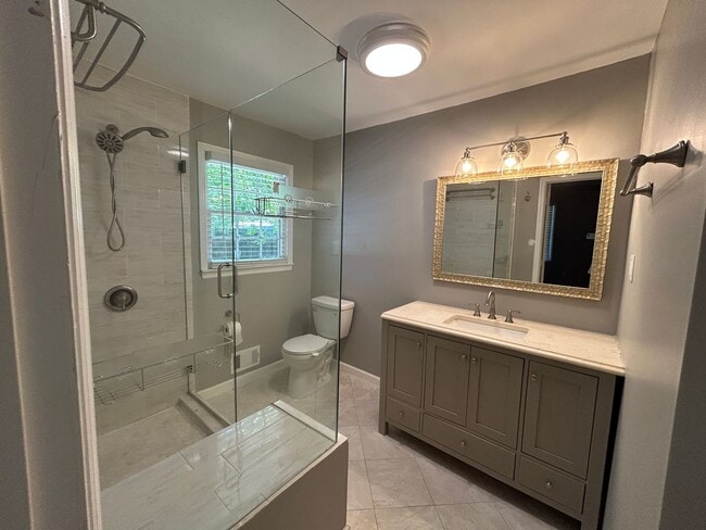 Building Photo - Cozy & Stylish 2-Bed, 2-Bath Home with Fro...