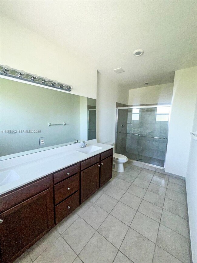 Building Photo - 11958 SW 151 Ave