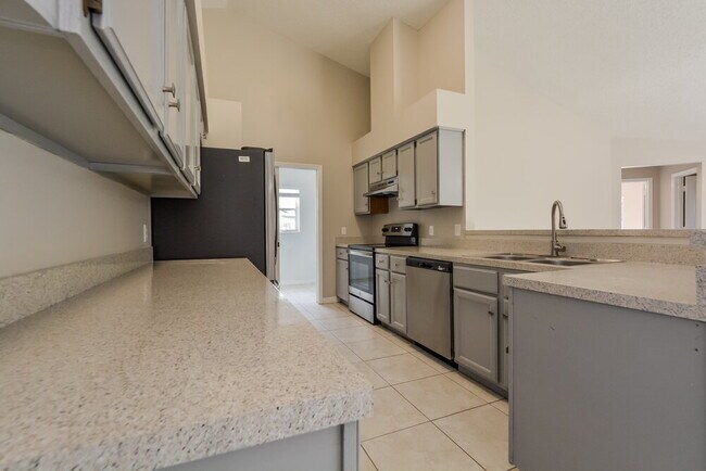 Building Photo - 12638 Beltingle Ct