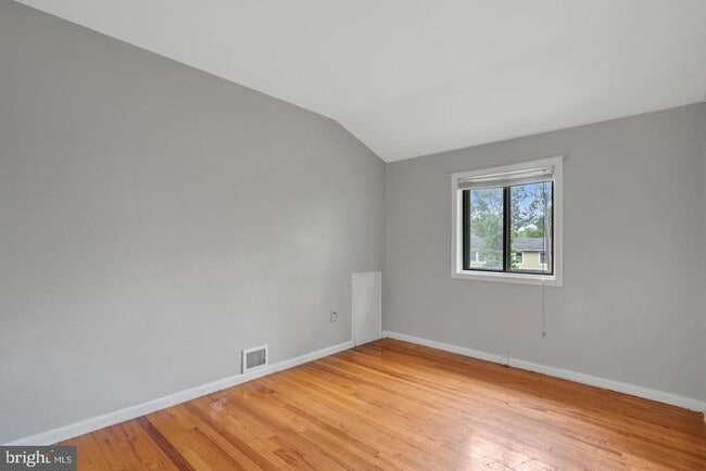 Building Photo - 6318 Willowood Ln