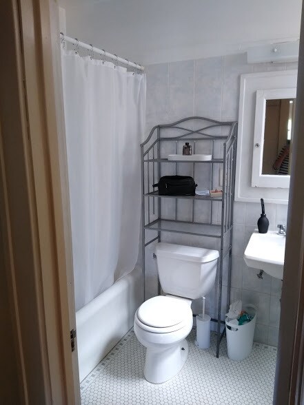 Bathroom - 4552 W Wells St