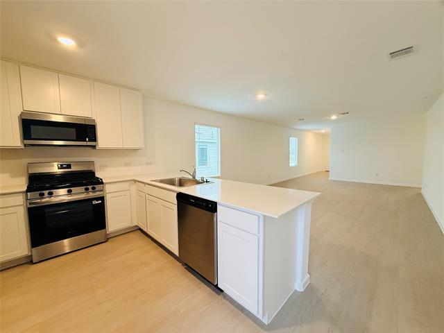 Building Photo - 12443 Lost Rock Dr