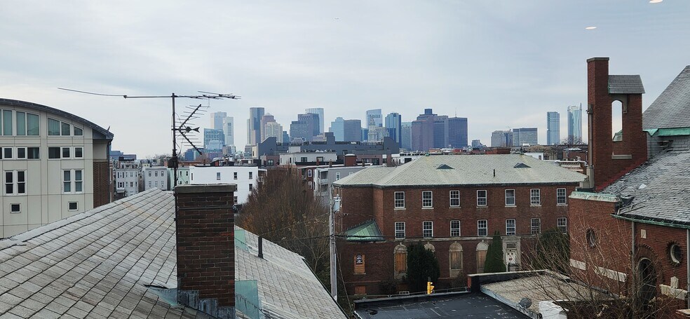 Building Photo - 58 Lubec St