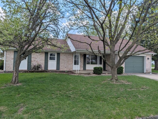 Building Photo - 1070 Westchester Ct