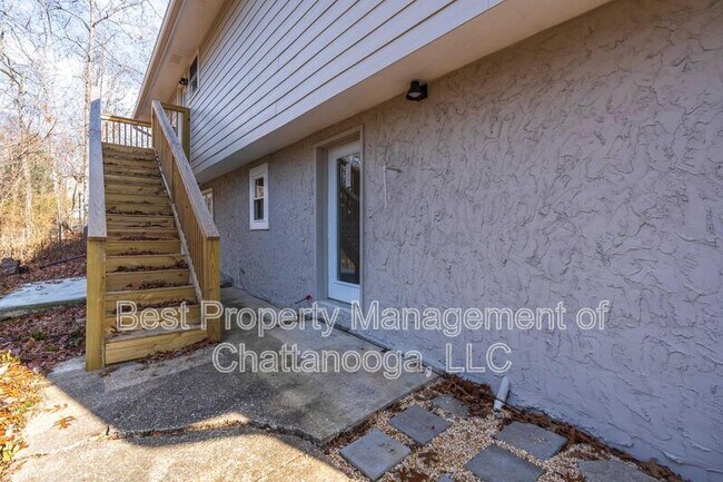 Building Photo - 1313 Timbercrest Ln