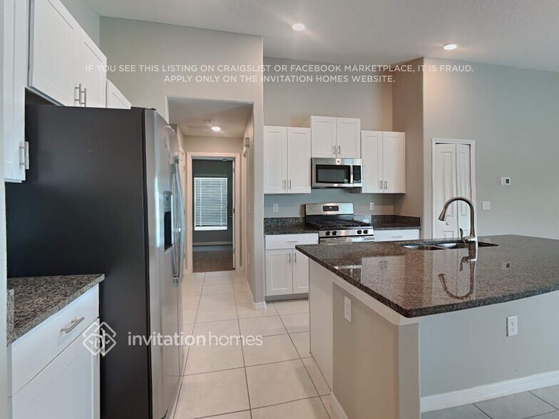 Building Photo - 8624 40th Cir E