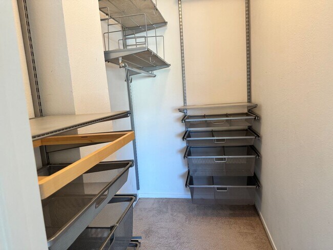 Building Photo - Charming 2 bedroom 2 bath in Tierrasanta!