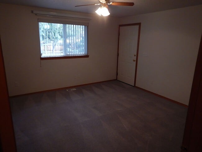 Building Photo - Home Near Schools - Fresh Paint and Floori...