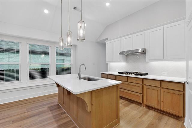 Building Photo - 1232 Newport St