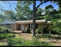 Building Photo - 7012 TX-56