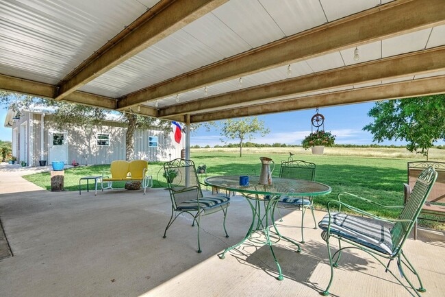 Building Photo - 13075 FM 121