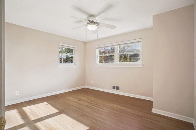 Building Photo - 4409 Westbrook Ln