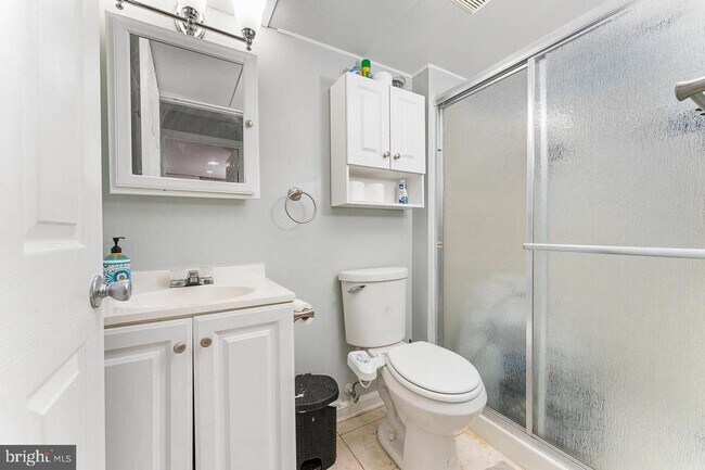 Building Photo - 223 Laura Anne Ct