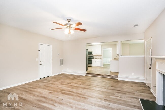 Building Photo - 3662 Caseys Cove