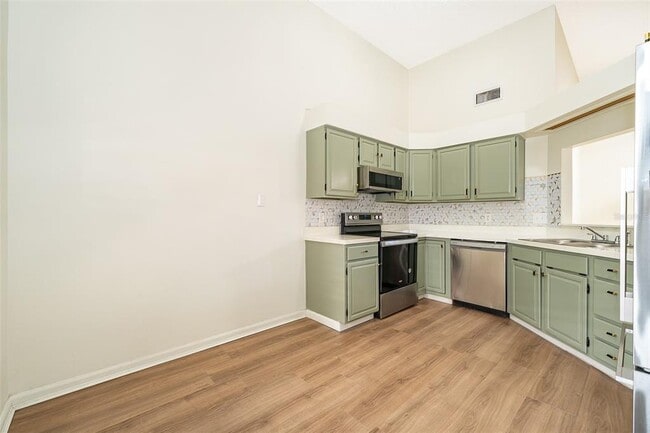 Building Photo - 1232 St Tropez Cir