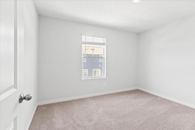 Building Photo - 1489 Jarry Ave