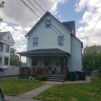 Building Photo - 166 Carmita Ave