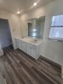 Building Photo - 7560 Editor Dr