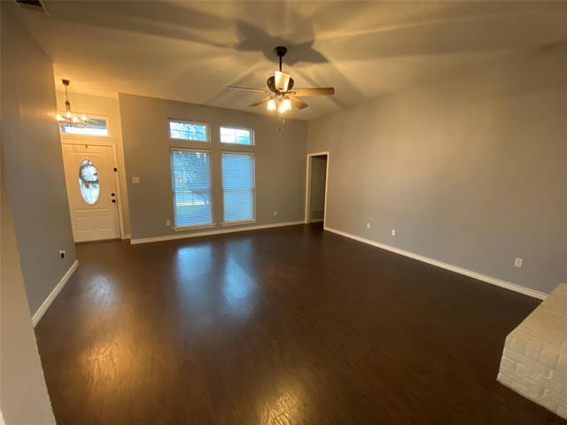 Building Photo - 5949 Sundown Dr