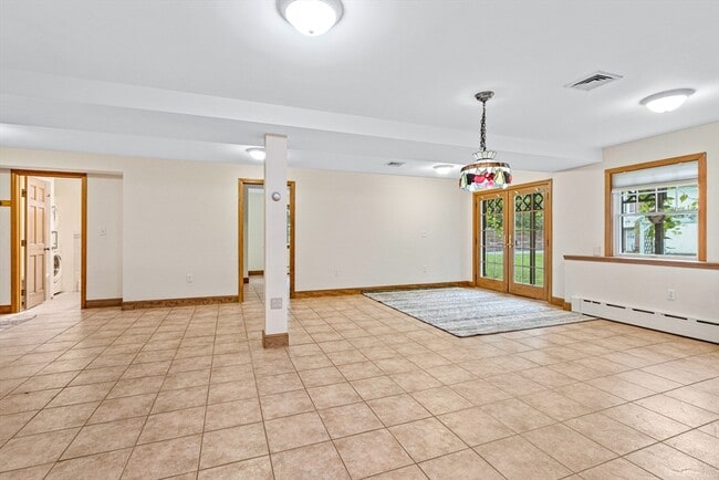 Building Photo - 282 High St