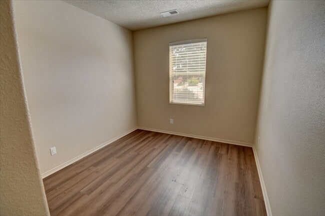 Building Photo - 1820 Camino Rustica SW